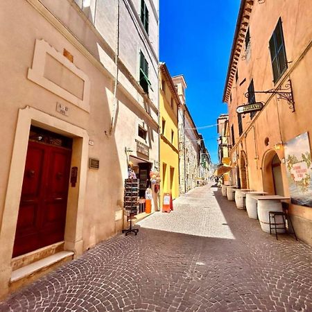 شقة Paulis - Semiattico In Pieno Centro A Sirolo, Con Meravigliosa Vista Mare المظهر الخارجي الصورة
