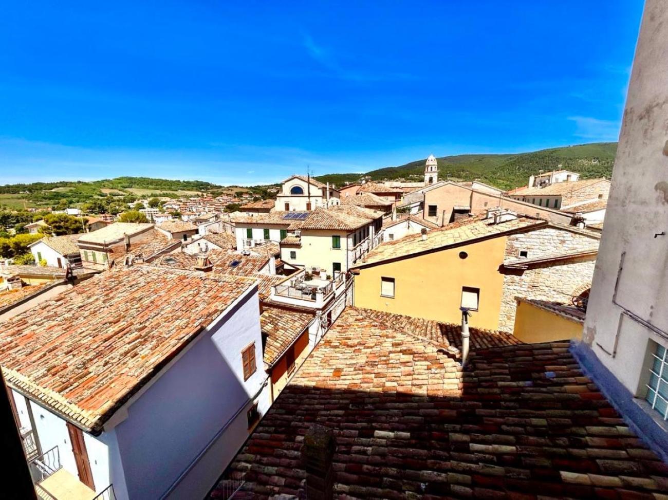 شقة Paulis - Semiattico In Pieno Centro A Sirolo, Con Meravigliosa Vista Mare المظهر الخارجي الصورة